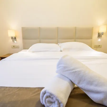 Apartman Leone Lukas *